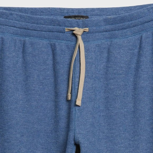 BANANA REPUBLIC BRUSHED WAFFLE-KNIT JOGGER - Picture 1 of 9